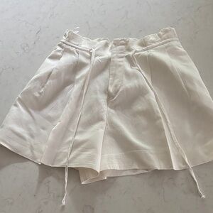 Zara White Linen Shorts with Pleated High-Waist Design